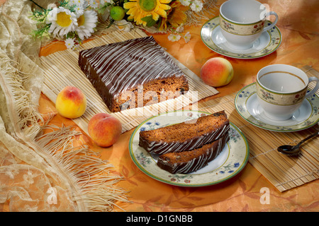 Honigkuchen mit Schokoladenglasur Stockfoto