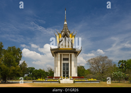 Buddhistischer Stupa in Choeung Ek die Killing Fields Stockfoto