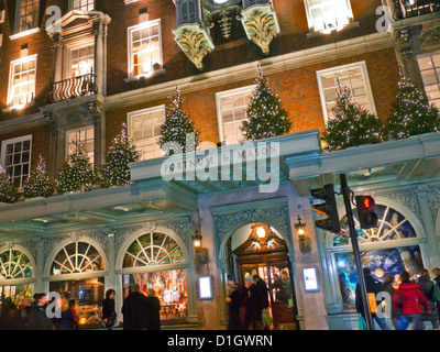 Kaufhaus Fortnum & Mason in der Nacht Weihnachten 2012 in London UK Stockfoto