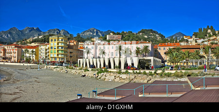 Menton im Winter. Gemeinde im Département Alpes-Maritimes in der Region Provence-Alpes-Côte d ' Azur im Südosten Frankreichs. Stockfoto