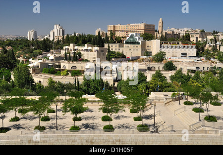 Blick auf Jerusalem Landschaft aus alten Stadtmauer. Stockfoto