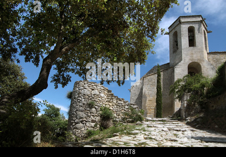 Das Dorf Oppede-le-Vieux in der Provence in Südfrankreich Stockfoto