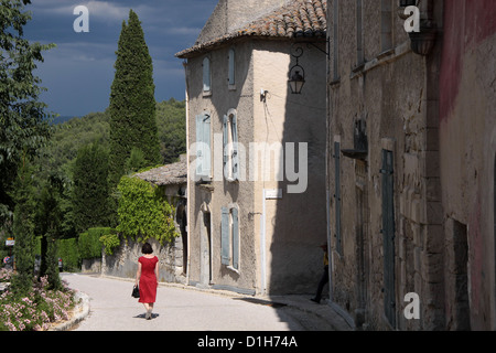 Das Dorf Oppede-le-Vieux in der Provence in Südfrankreich Stockfoto