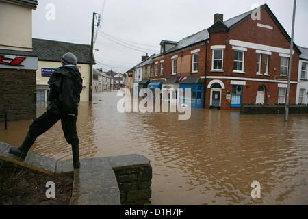 Braunton, Nord-Devon, UK. 22. Dezember 2012. Nach Starkregen über Nacht sind tief liegende Gebiete unter Wasser in das Dorf Braunton. Stockfoto