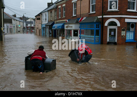 Braunton, Nord-Devon, UK. 22. Dezember 2012. Nach Starkregen über Nacht sind tief liegende Gebiete unter Wasser in das Dorf Braunton. Stockfoto