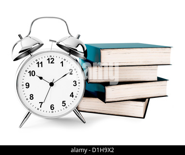 Wecker mit Büchern auf weißem Hintergrund Stockfoto