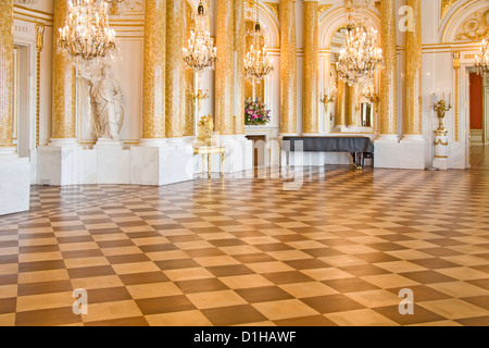 Ballsaal im Königsschloss in Warschau. UNESCO-Welterbe. Stockfoto