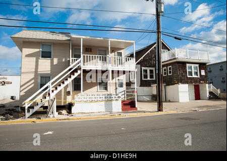 Seaside Heights, NJ, USA, 22. Dezember 2012. Nicole "Snooki" Polizzi Wohnungs- und die Jersey Shore auf MTVs "Jersey Shore" still standing nach Hurrikan Sandy gesehen. Stockfoto