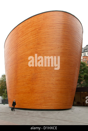 Kamppi Kapelle des Schweigens in Helsinki, die Hauptstadt von Finnland. Stockfoto