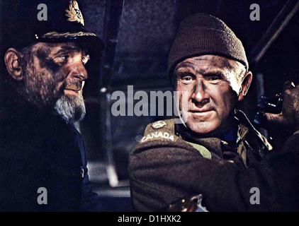 Sturm Auf sterben Eiserne Kueste Angriff auf Eisen Küste Andrew Keir, Lloyd Brücken Zusammen Mit Kappe. Owen Franklin (Andrew Keir) Stockfoto