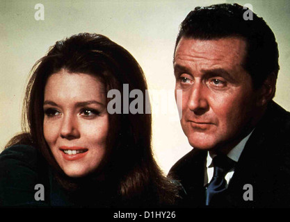 Mit Schirm, Charme Und Melone Avengers, John Steed (Patrick MacNee) und Emma Peel (Diana Rigg) *** lokalen Caption *** 1998 Stockfoto