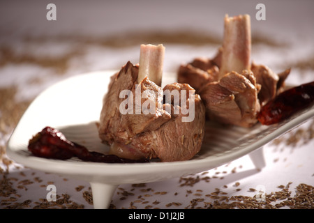 Lagan Sara Parsi Lammgericht. Stockfoto