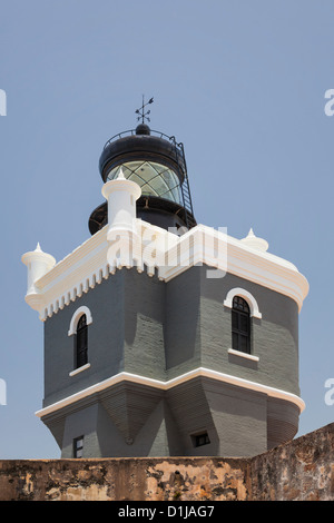 Alter Leuchtturm, Castillo San Felipe del Morro, San Juan National Historic Site, einen Nationalpark in Old San Juan, Puerto Rico Stockfoto