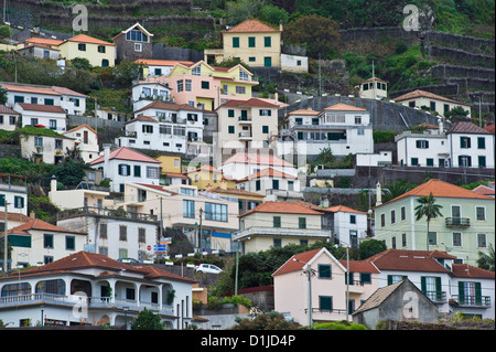 Porto Moniz - eine Gemeinschaft auf der Nord-westlichen Spitze der Insel Madeira im Atlantischen Ozean. Stockfoto