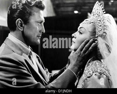 Stadt Der Illusionen Bad schön, Kirk Douglas, Lana Turner Der Ehrgeizige Filmproduzent Jonathan Shields (Kirk Douglas) Stockfoto