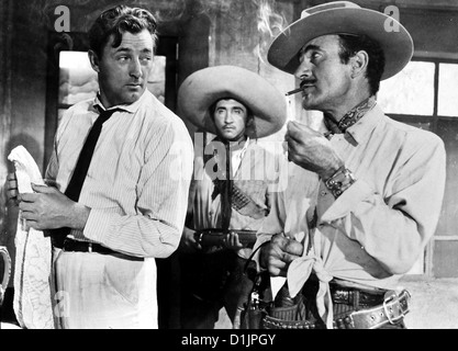 Bandido Bandido Robert Mitchum, Gilbert Roland *** lokalen Caption *** 1956-- Stockfoto