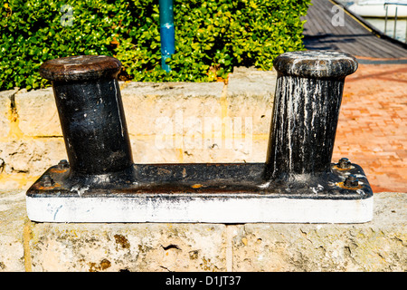 Antike Poller im Hillarys Boat harbour Perth Western Australia Stockfoto