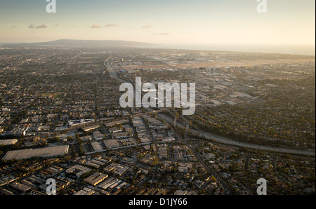 Luftaufnahmen zeigen Route 405 Freeway 12. Oktober 2012 in Los Angeles, Kalifornien. Stockfoto