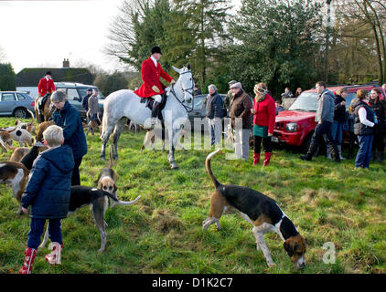 Die Essex-Jagd sammeln in zusammenpassenden Green Village für ihre traditionellen Boxing Day treffen.  Fotograf: Gordon Scammell/Alamy Live-Nachrichten Stockfoto