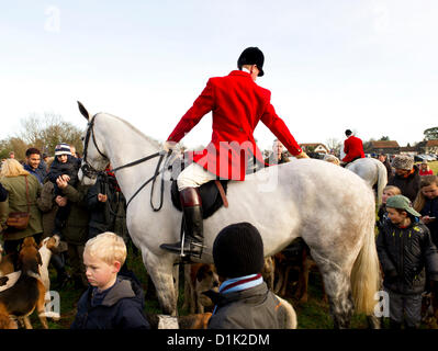 Die Essex-Jagd sammeln in zusammenpassenden Green Village für ihre traditionellen Boxing Day treffen.  Fotograf: Gordon Scammell/Alamy Live-Nachrichten Stockfoto