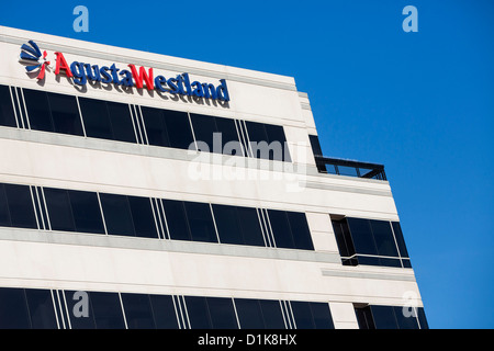 Ein Bürogebäude von Rüstungsunternehmen Augusta Westland besetzt. Stockfoto