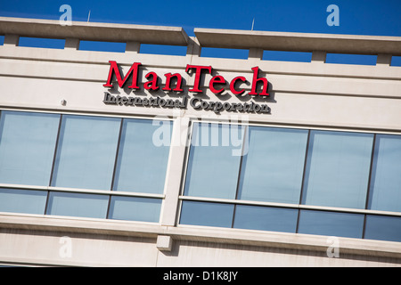 Ein Bürogebäude von Rüstungsunternehmen ManTech International Corporation besetzt. Stockfoto