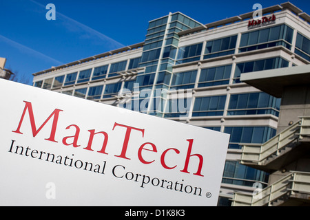 Ein Bürogebäude von Rüstungsunternehmen ManTech International Corporation besetzt. Stockfoto