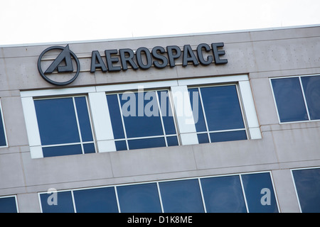 Ein Bürogebäude von Rüstungsunternehmen Aerospace besetzt. Stockfoto