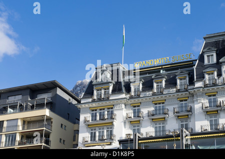 Blick auf das Grand Hotel Suisse in Montreux, Schweiz Stockfoto