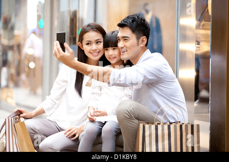 Junge Familie Selbstporträt Fotografie in Hong Kong Stockfoto