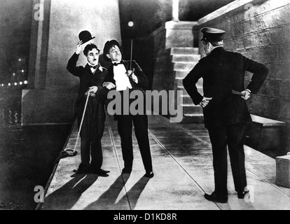 Lichter Der Handlung City Lights Charlie Chaplin, Harry Myers? Lokalen Caption *** 1928-- Stockfoto