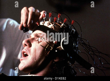 Uhrwerk Orange, Uhrwerk Orange, A, Uhrwerk Orange, Uhrwerk Orange, A, Malcolm McDowell Alex (Malcolm McDowell) wird ein Mittel gespritzt, 1971 Stockfoto