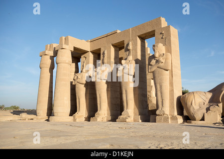 Das Ramesseum, thebanischen Nekropole, Luxor, Ägypten. Stockfoto