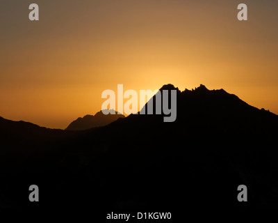 Sonnenuntergang von der Cabane Dent Blanche in der Schweiz Stockfoto