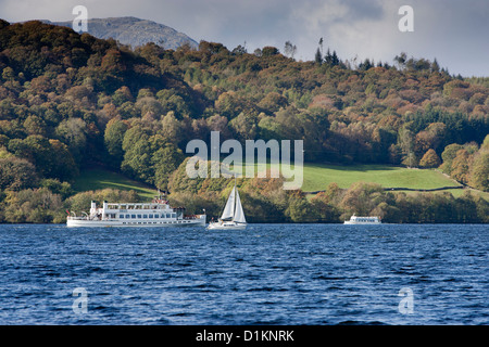 Der MV-Schwan, ursprünglich Dampf, Passagier-Fähre am Lake Windermere Stockfoto