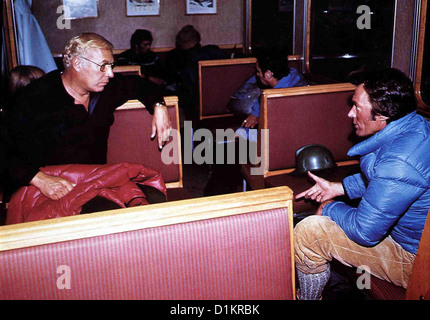 Im Auftrag Des Appartementblocks Eiger Sanction, George Kennedy, Clint Eastwood Der Fernsehumsetzer Geheimagent Jonathan Hemlock (Clint Stockfoto