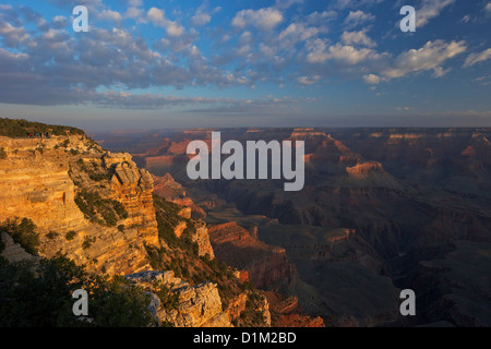 Sonnenaufgang am Mather Point, South Rim, Grand Canyon National Park, Arizona, USA Stockfoto