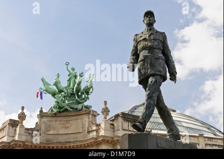 Statue-General Charles de Gaulle Paris, Champs-Élysées, Paris, Frankreich. Stockfoto