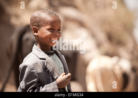 Ein Hirtenjunge in Amhara Region, Äthiopien. Stockfoto