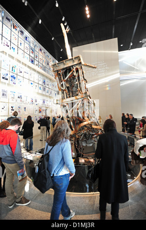 USA, Washington DC Museen Newseum Museum der News - Stück des Funkturmes aus dem World Trade Center 9 / 11 Stockfoto