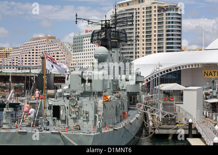 Rückansicht des HMAS Vampirs mit HMAS onslow neben dem National Maritime Museum, Sydney, australien Stockfoto