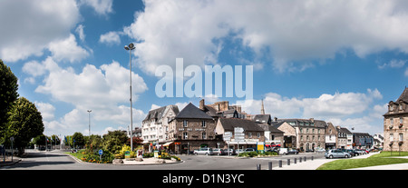 Panoramablick über Zentrum Guingamp Stadt in Bretagne Bretagne Frankreich, Stadt der Fußballmannschaft En Avant, historischen Gassen Stockfoto