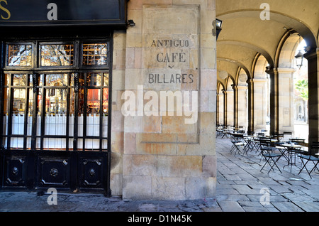 Altes Café und Billard im Hafen von Barcelona. Heute Luxus Restaurant 7 Puertas Stockfoto