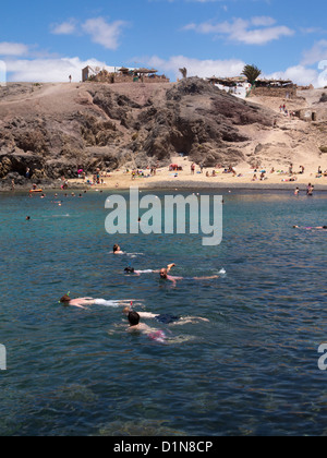 Playa de Papagayo-Strand in der Nähe von Playa Blanca, Lanzarote, Kanarische Inseln Stockfoto