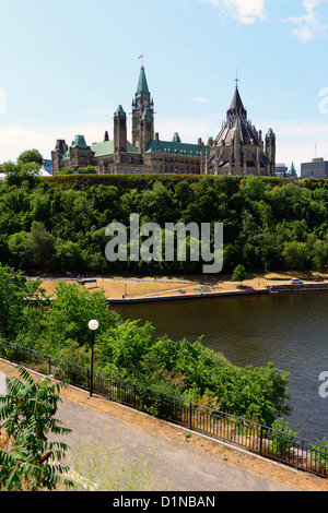 Parlament Hill Tower Ottawa Ontario Kanada National Capital City Friedenszentrum Block Stockfoto