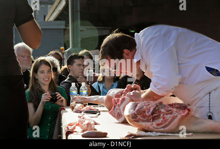 Tom Mylan tun eine Fleisch Schlachten Demo Stockfoto