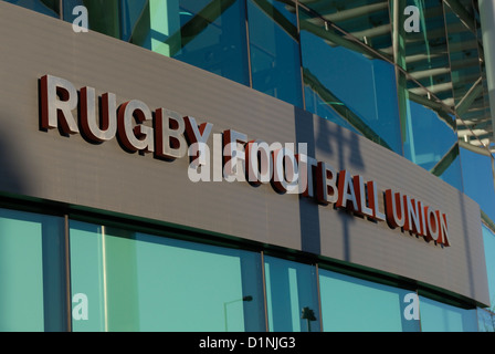 Rugby Football union Schild über dem Eingang zu den wichtigsten Büros von Twickenham Stadion, Middlesex, england Stockfoto