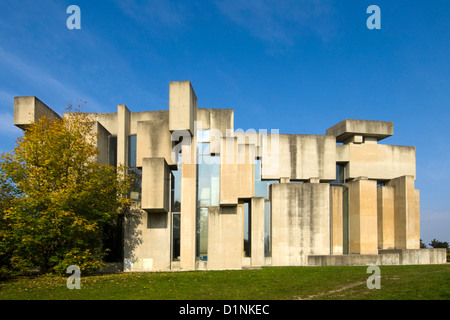 Österreich, Wien 23, Mauer, Kirche Zur Heiligsten daß (Auch: Wotrubakirche), Römisch-Katholische Kirche aus Betonblöc Stockfoto
