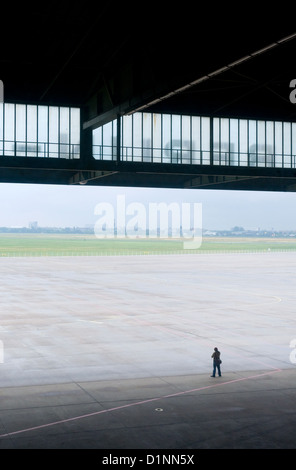 Berlin, Deutschland, ein Blick auf den Flugplatz des stillgelegten Flughafens Tempelhof Stockfoto