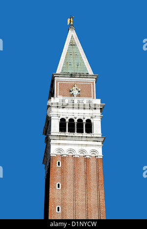 Markusplatz Campanile in Venedig - Campanile di San Marco. Stockfoto